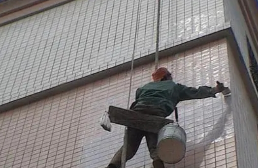 灵武卫生间漏水维修公司分享下灵武外墙防水的必要性。